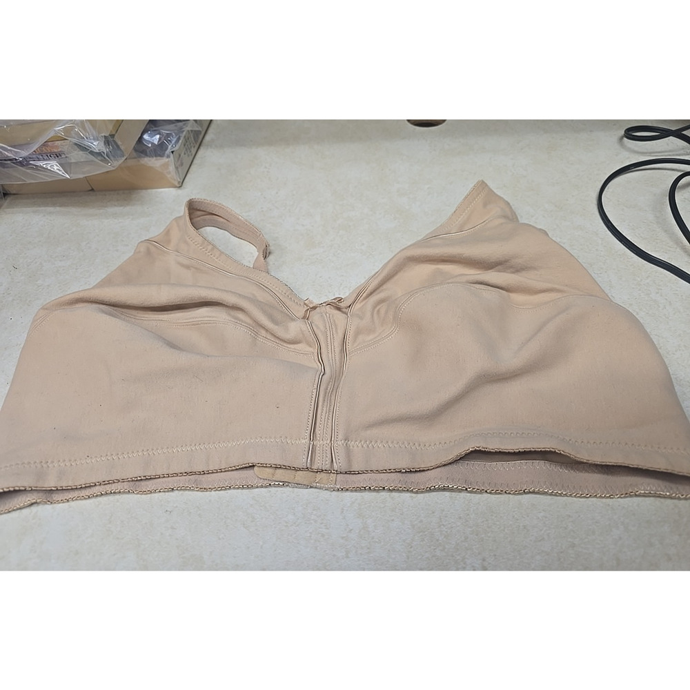 Comfort Choice Beige Front Closure Full Coverage Wire Free T-Shirt Bra Size 50G